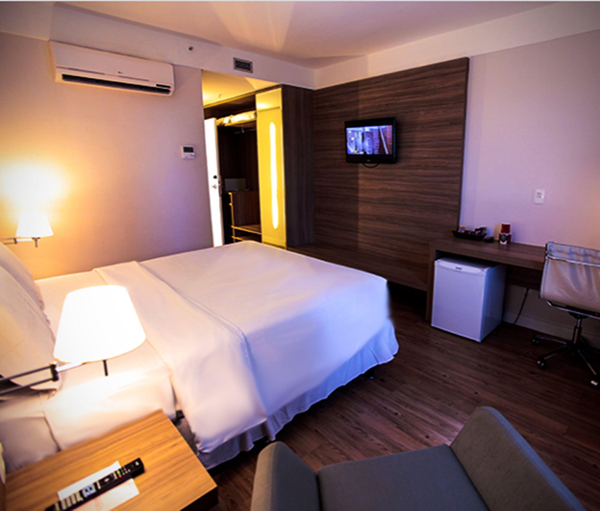 Delmond Hotel Куаба Екстериор снимка