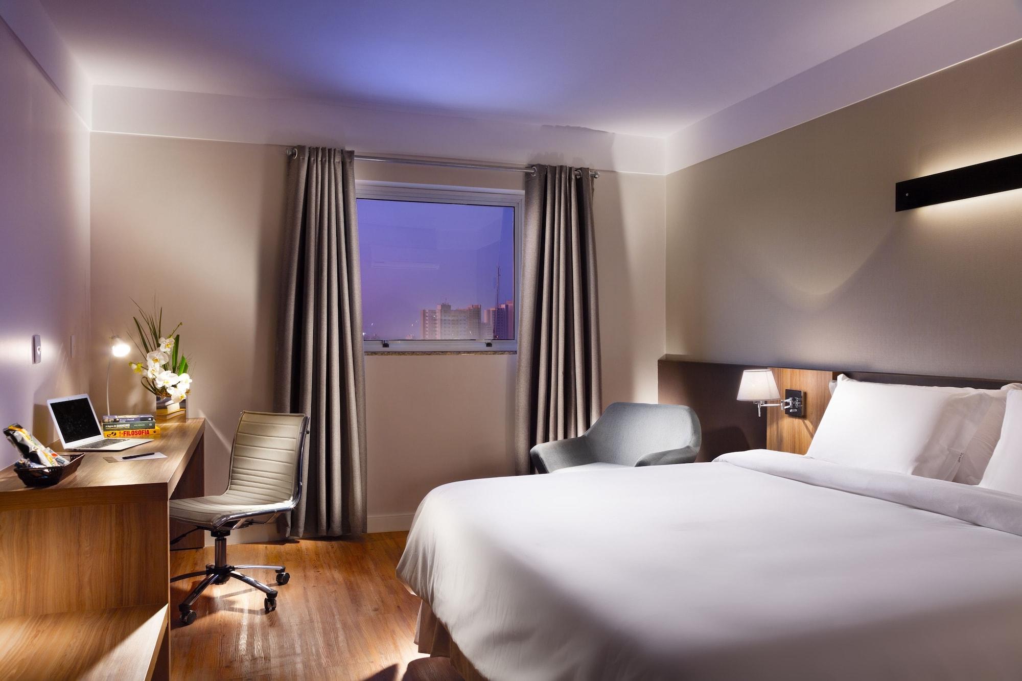 Delmond Hotel Куаба Екстериор снимка