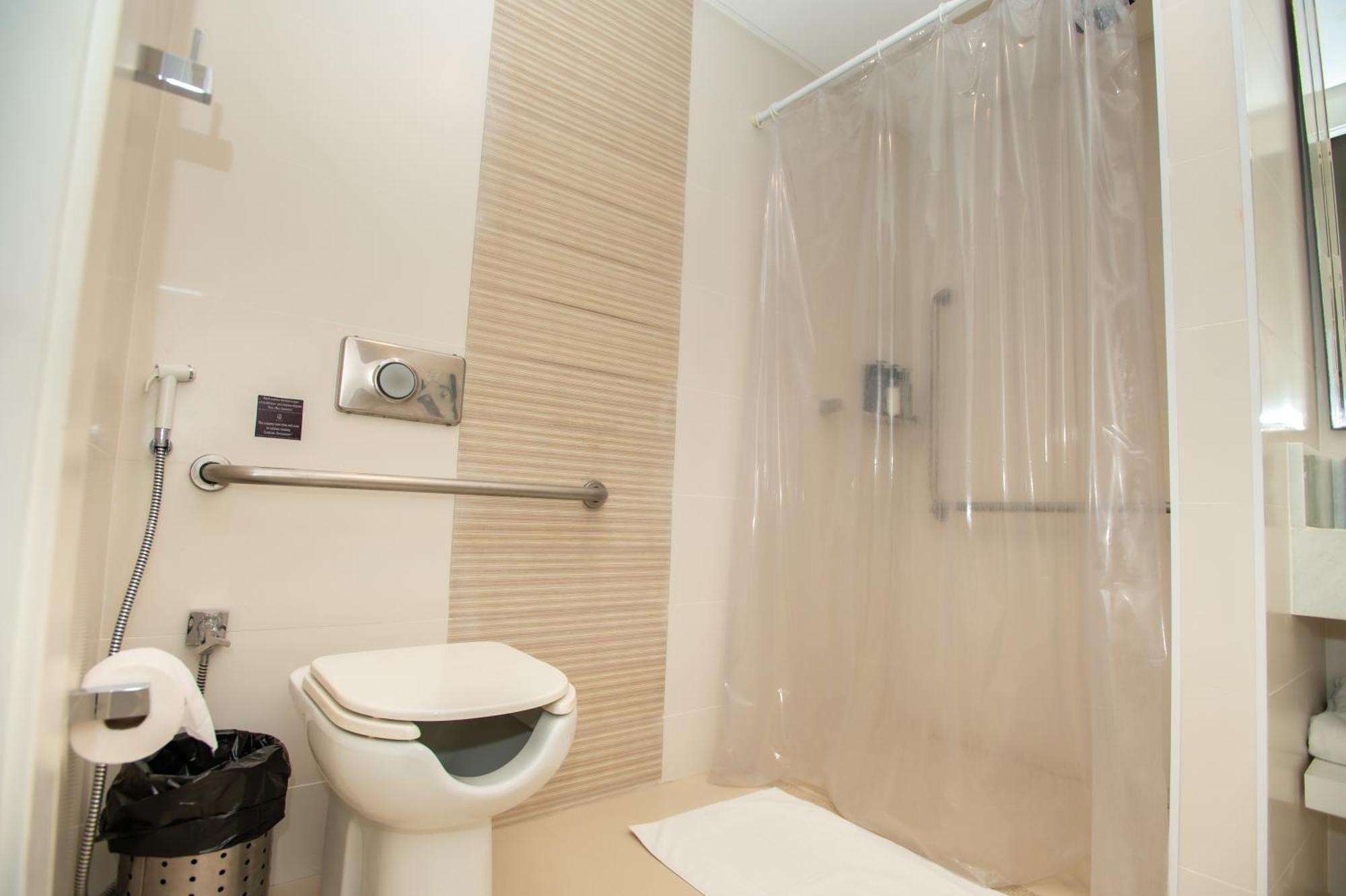 Delmond Hotel Куаба Екстериор снимка