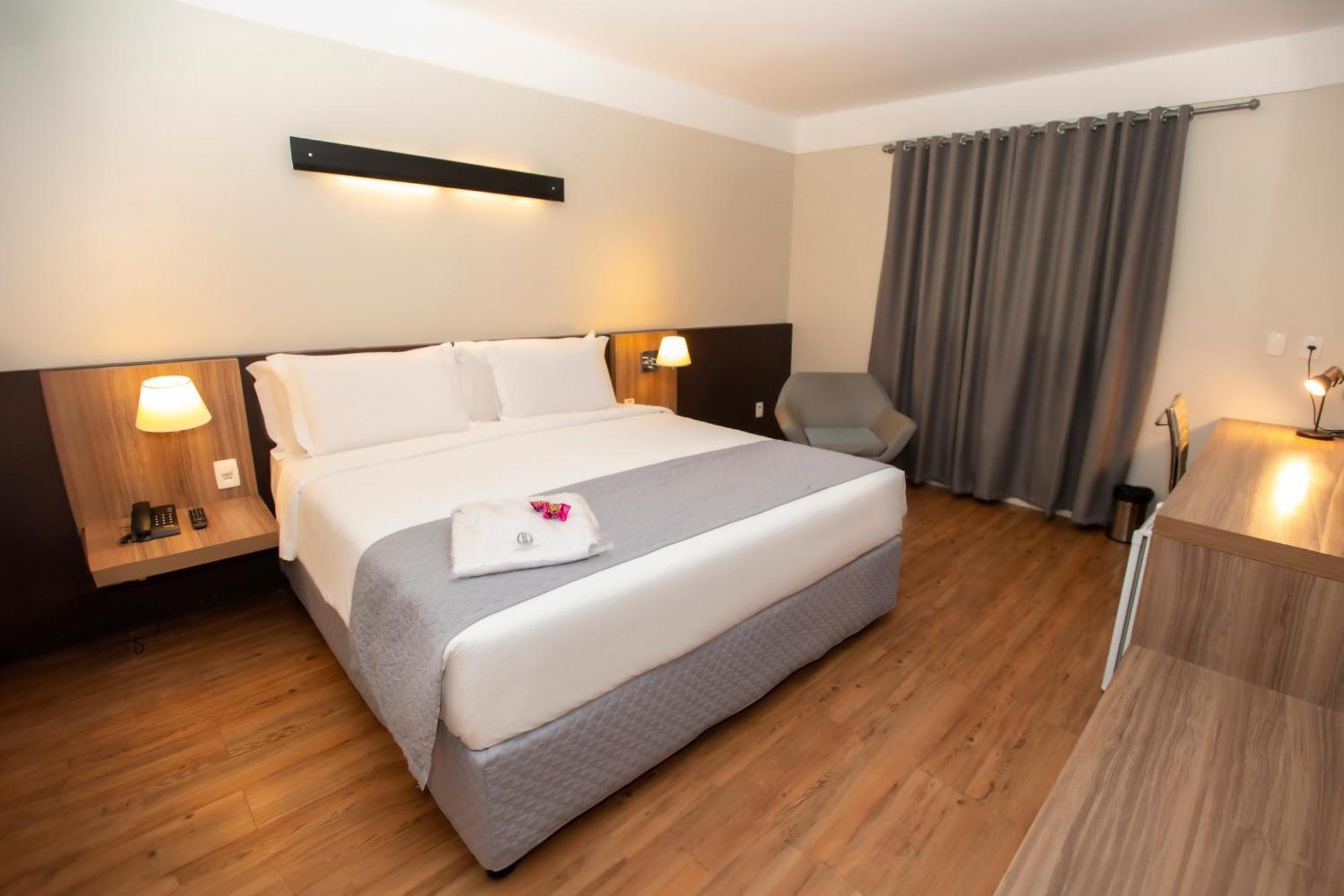 Delmond Hotel Куаба Екстериор снимка